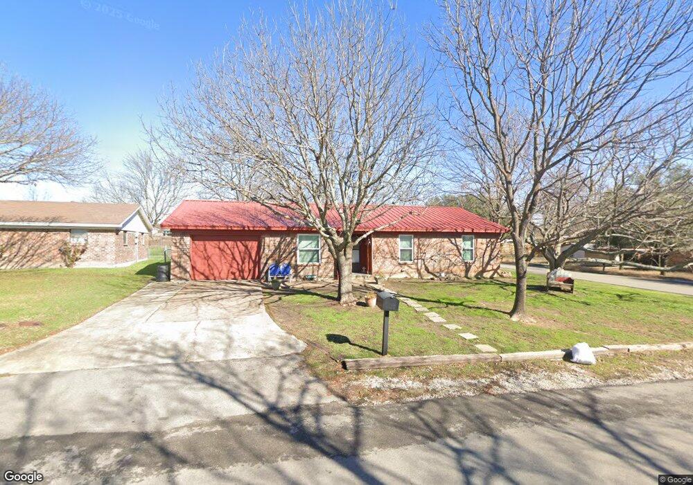 108 Hall St, Weatherford, TX 76088 - photo 1