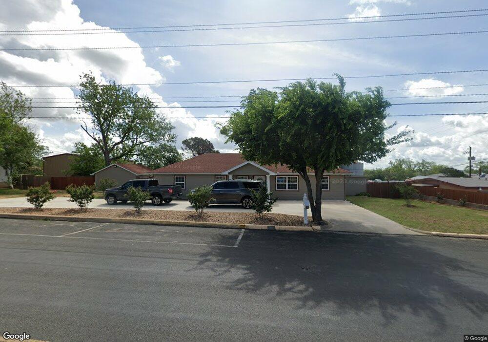 1115 S Adams St, Fredericksburg, TX 78624 - photo 1