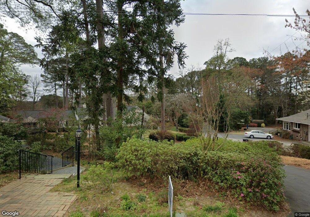 1813 Lakeshore Dr, Fayetteville, NC 28305 - photo 1