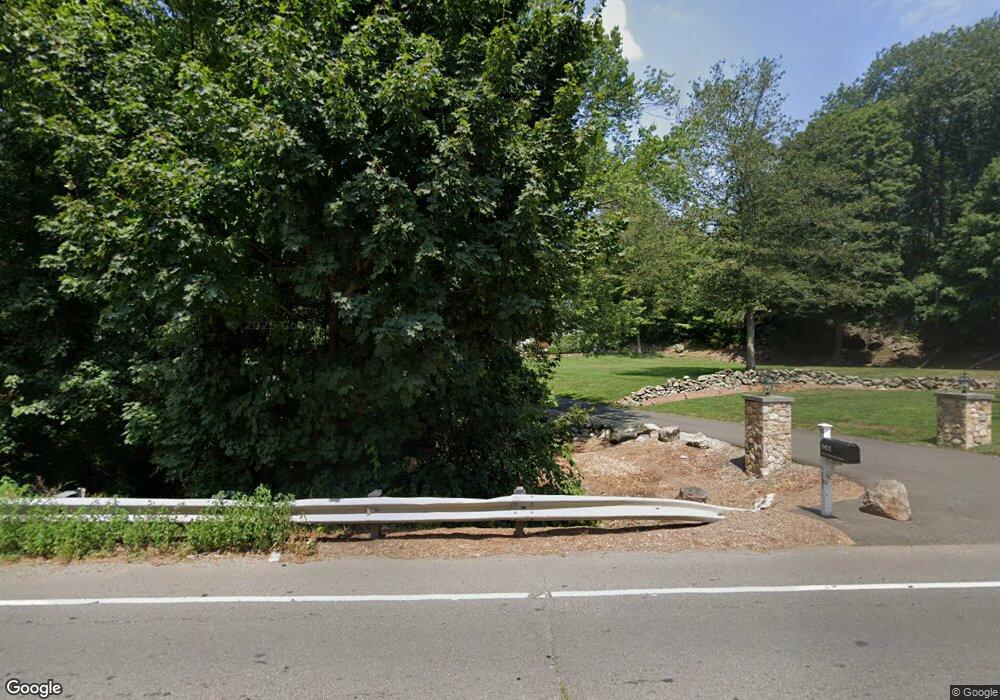 962 New Norwalk Rd, New Canaan, CT 06840 - photo 1