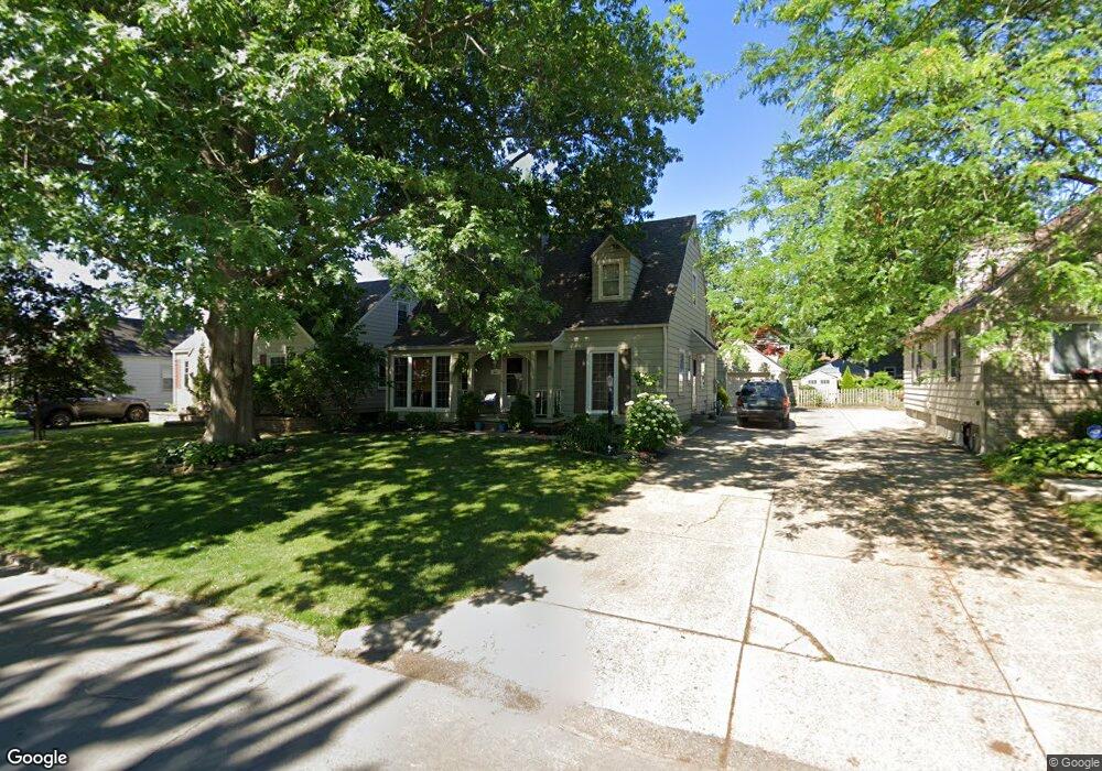 207 Powhatan Ave, Columbus, OH 43204 - photo 1