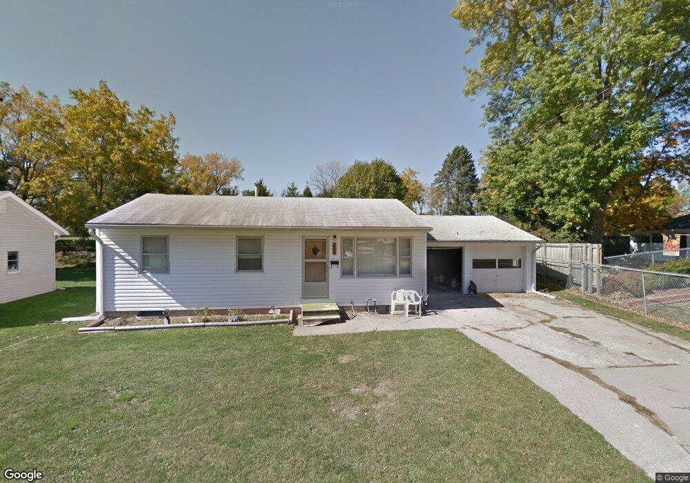 311 W 16th St N, Newton, IA 50208 - photo 1