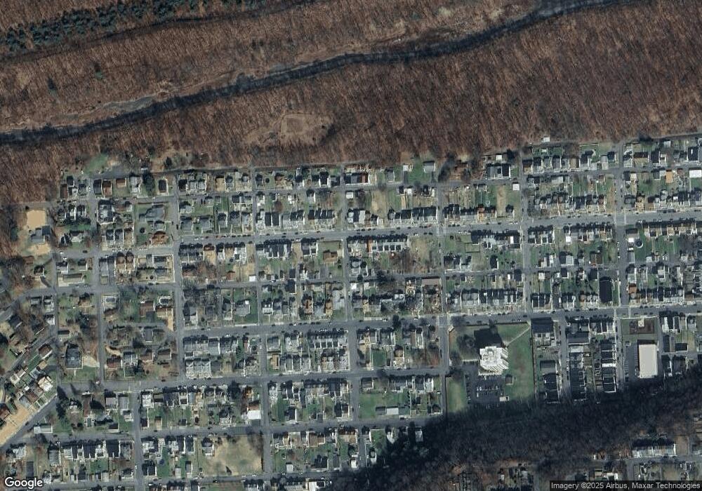 1458 W Walnut St, Coal Township, PA 17866 - photo 1