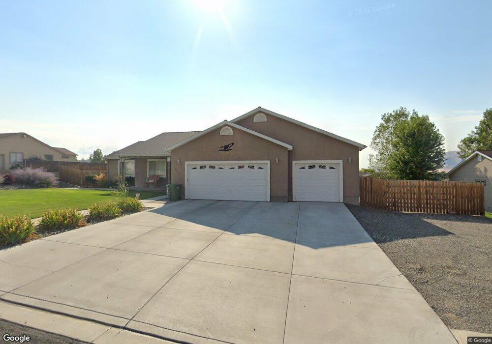 3046 Frontier St, Winnemucca, NV 89445 - photo 1