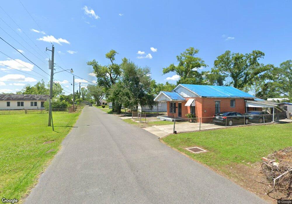 2221 Poplar St, Lake Charles, LA 70601 - photo 1