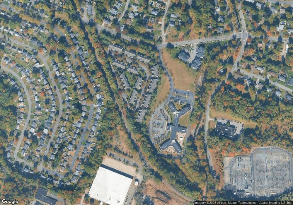 53 Chestnut Ct unit 27, Cedar Grove, NJ 07009 - photo 1