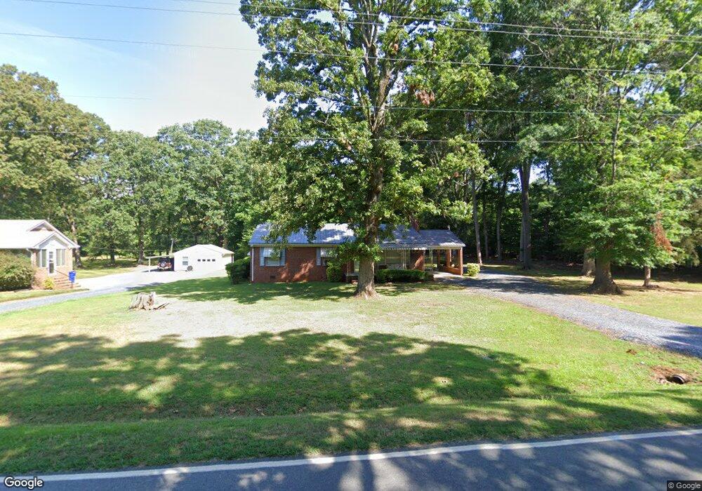 966 Brooklyn Avenue Extension, Ramseur, NC 27316 - photo 1