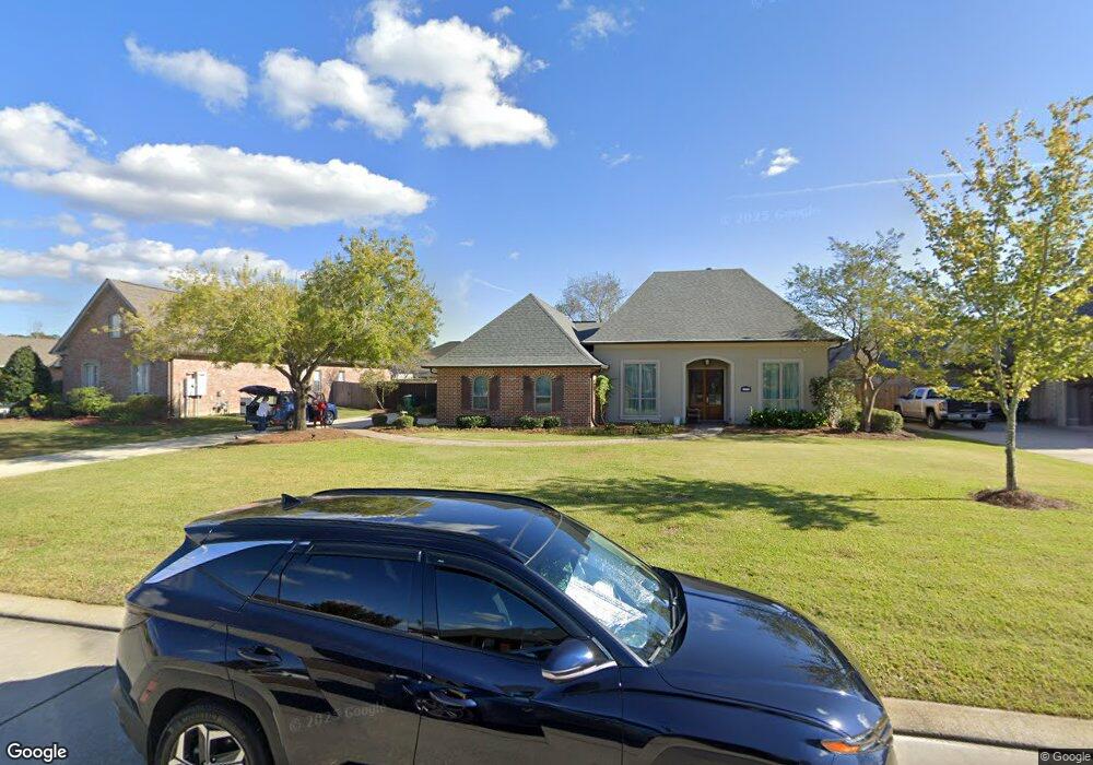 568 Clayton Ct, Slidell, LA 70461 - photo 1