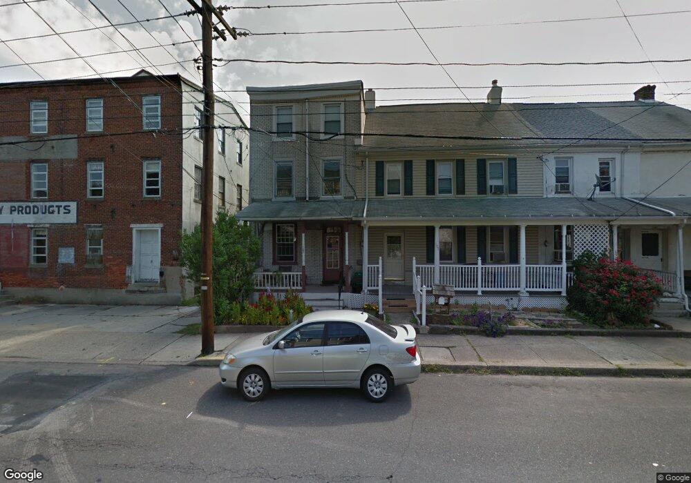 105 S Main St, Quakertown, PA 18951 - photo 1