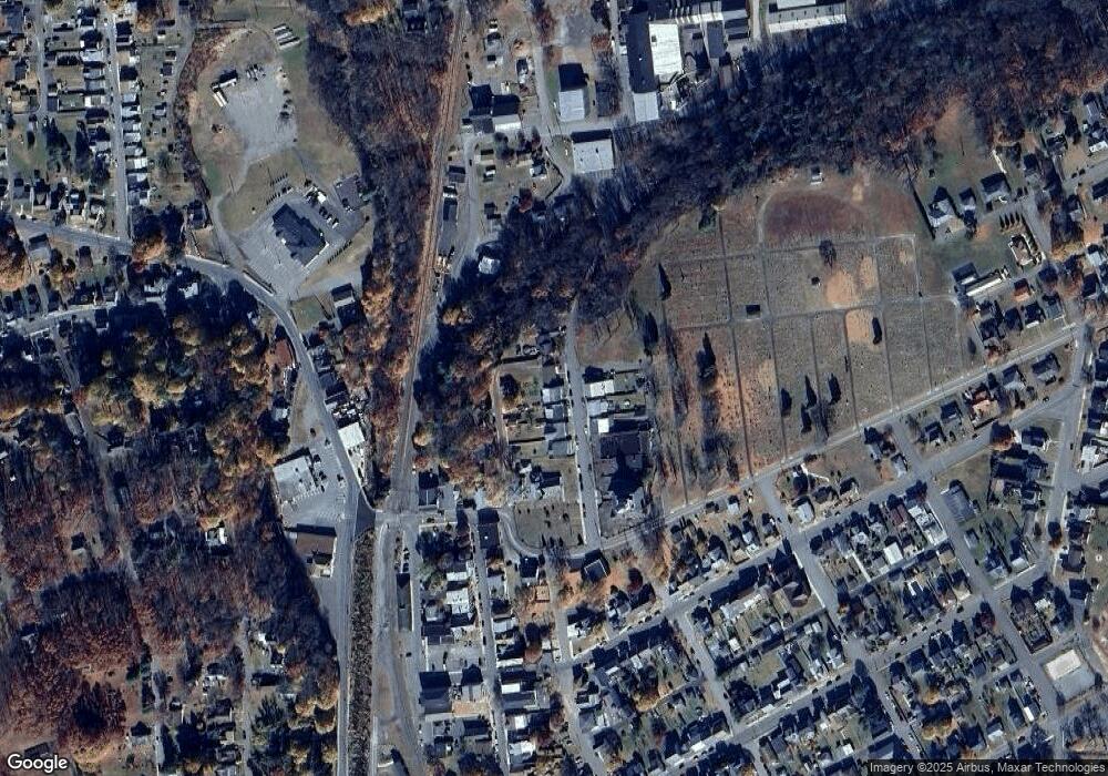 52 Spring St, Weatherly, PA 18255 - photo 1