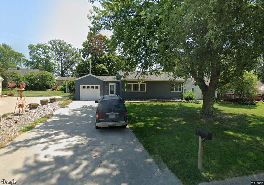 1105 Maple St, Shenandoah, IA 51601 - photo 1