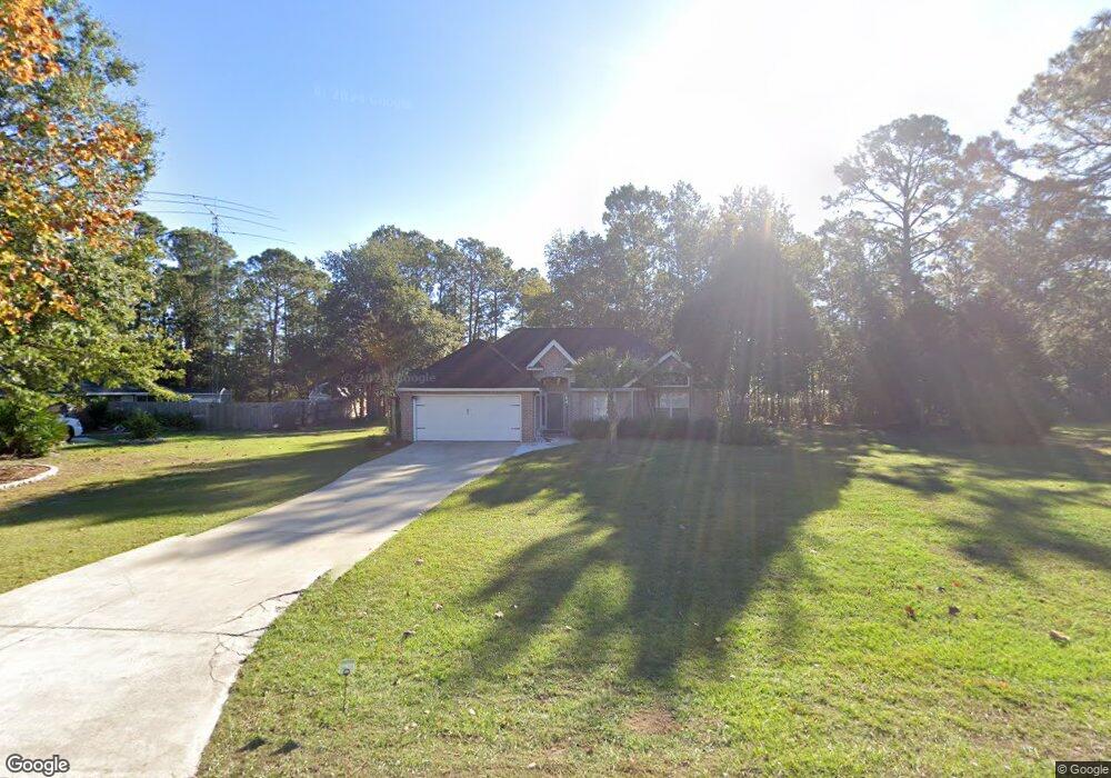 1319 Meadow Ln, Darien, GA 31305 - photo 1