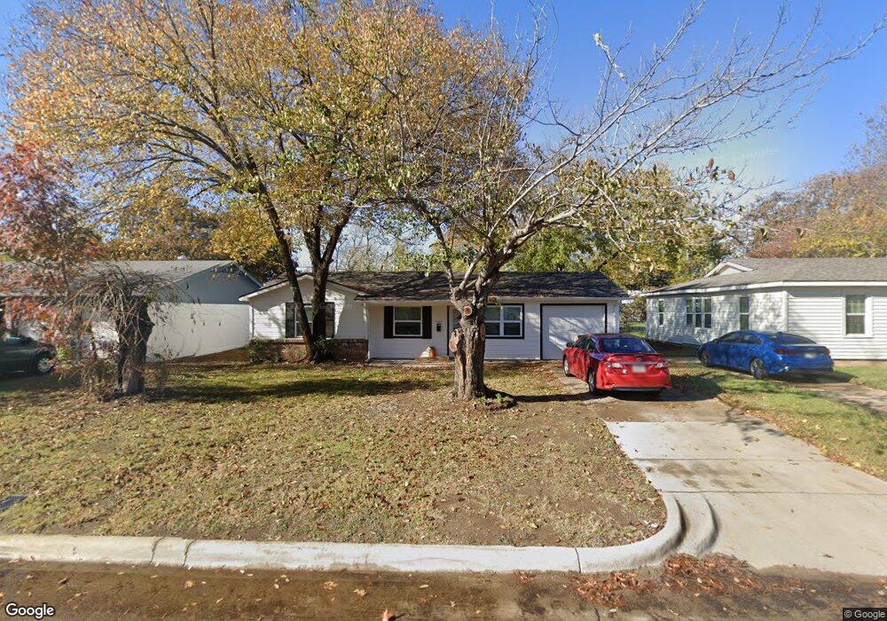 1113 Dora St, Bedford, TX 76022 - photo 1