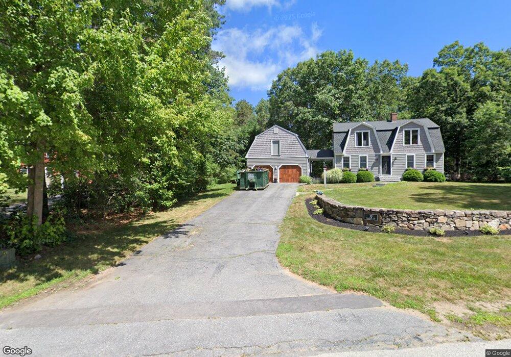 10 Tamarack Ln, Amherst, NH 03031 - photo 1