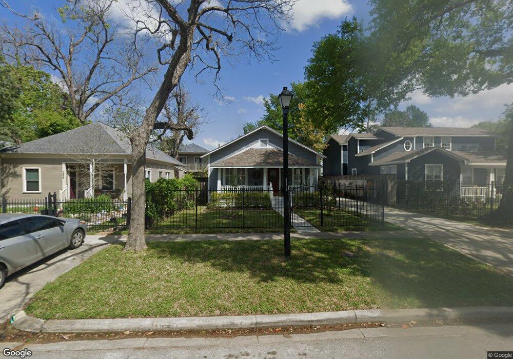 1606 Arlington St, Houston, TX 77008 - photo 1