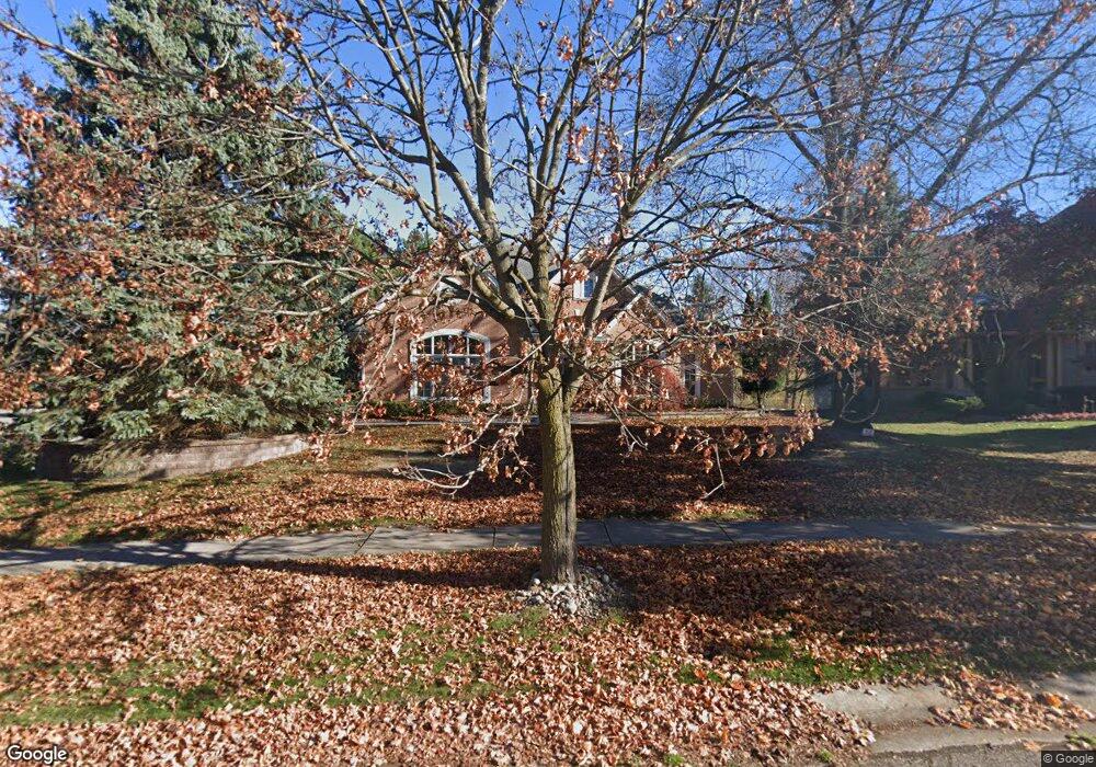 7413 Colchester Ln, West Bloomfield, MI 48322 - photo 1