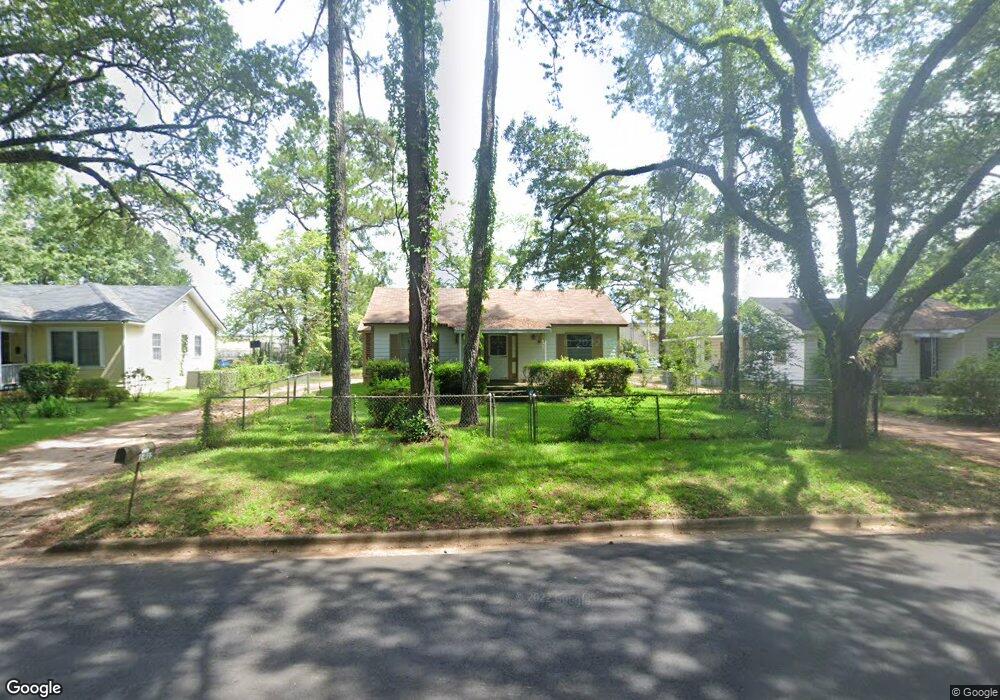 1415 Highland Ave, Albany, GA 31707 - photo 1