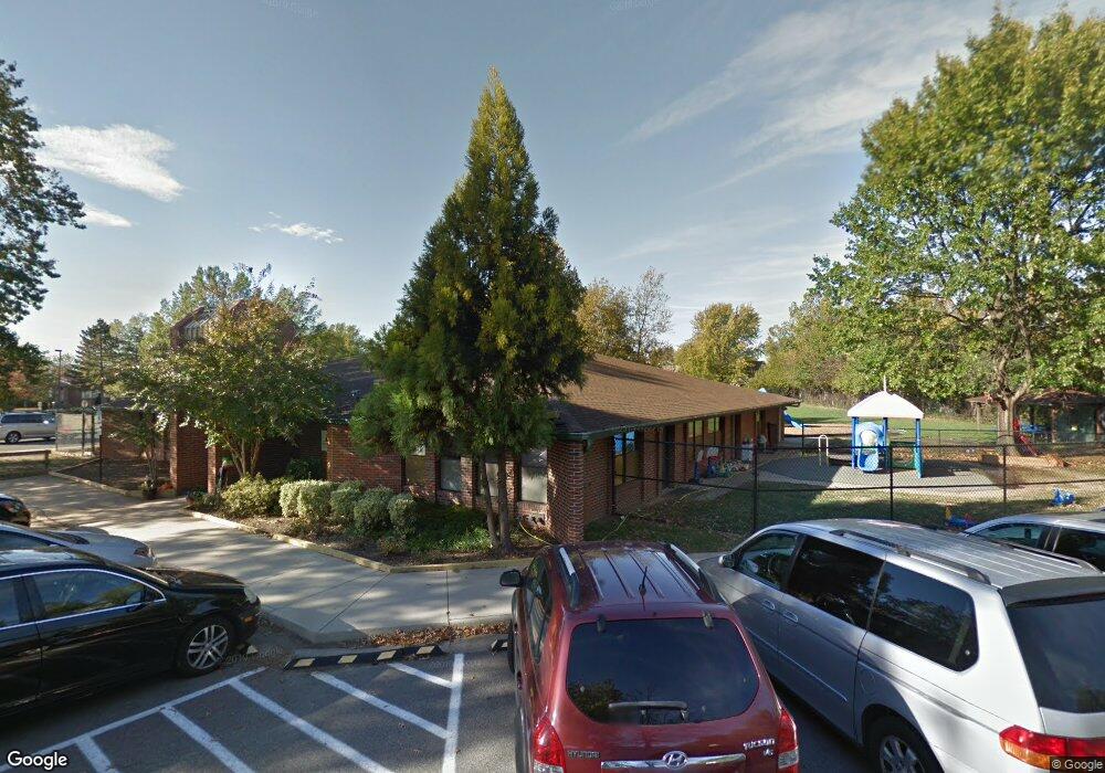 1178 Herndon Pkwy, Herndon, VA 20170 - photo 1