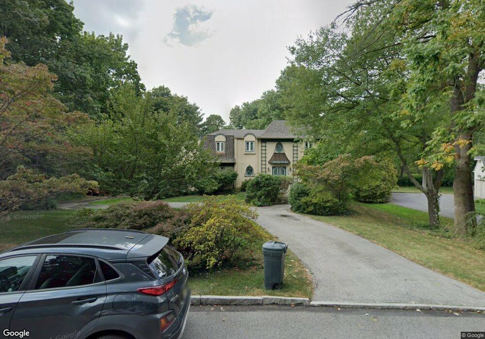 401 Dartmouth Rd, Bryn Mawr, PA 19010 - photo 1