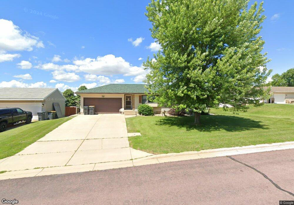 304 & 306 Ne Main St, Mapleton, MN 56065 - photo 1