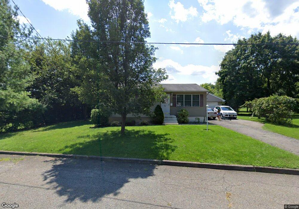 96 Hemlock Dr, Phillipsburg, NJ 08865 - photo 1