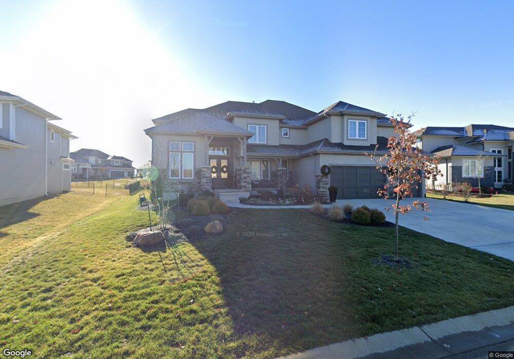 10405 W 173rd St, Overland Park, KS 66221 - photo 1