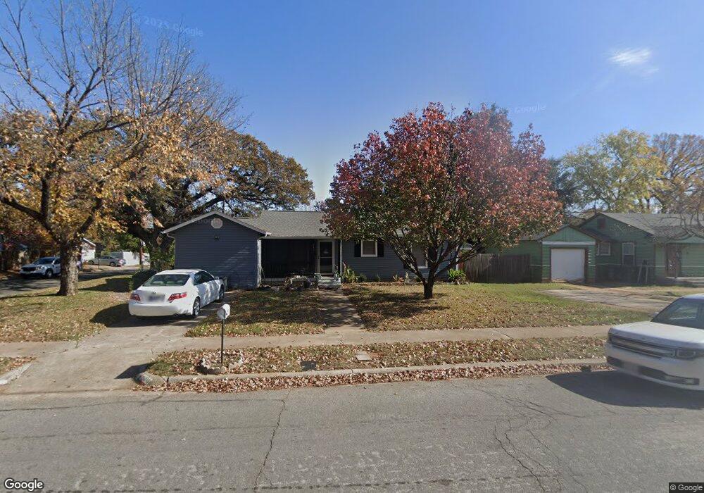 444 Norwood Dr, Hurst, TX 76053 - photo 1