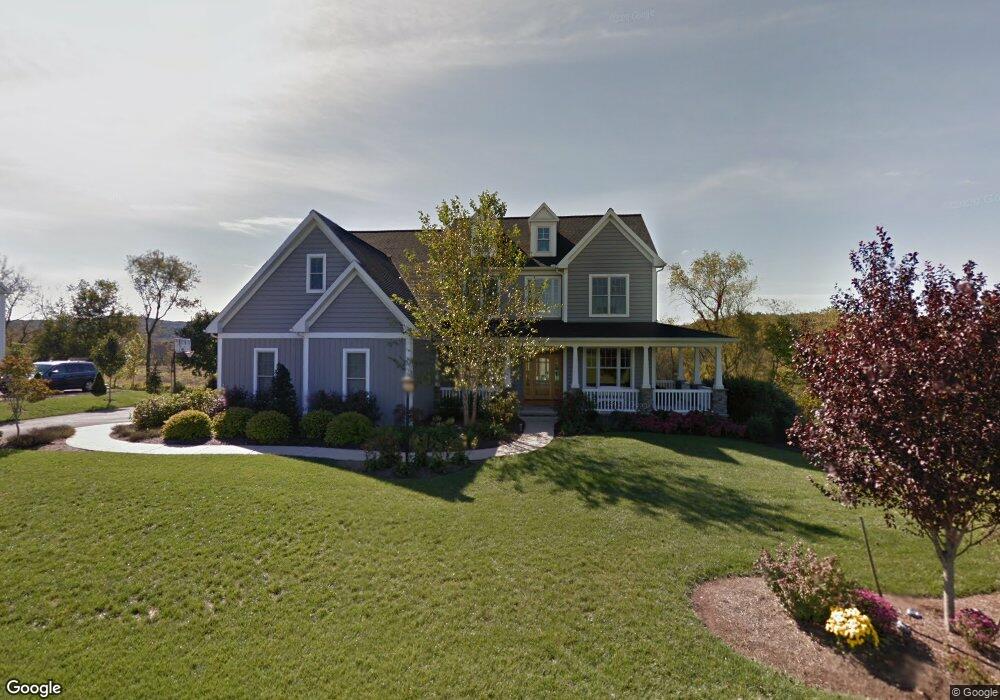 701 Springhouse Dr, Lewisburg, PA 17837 - photo 1