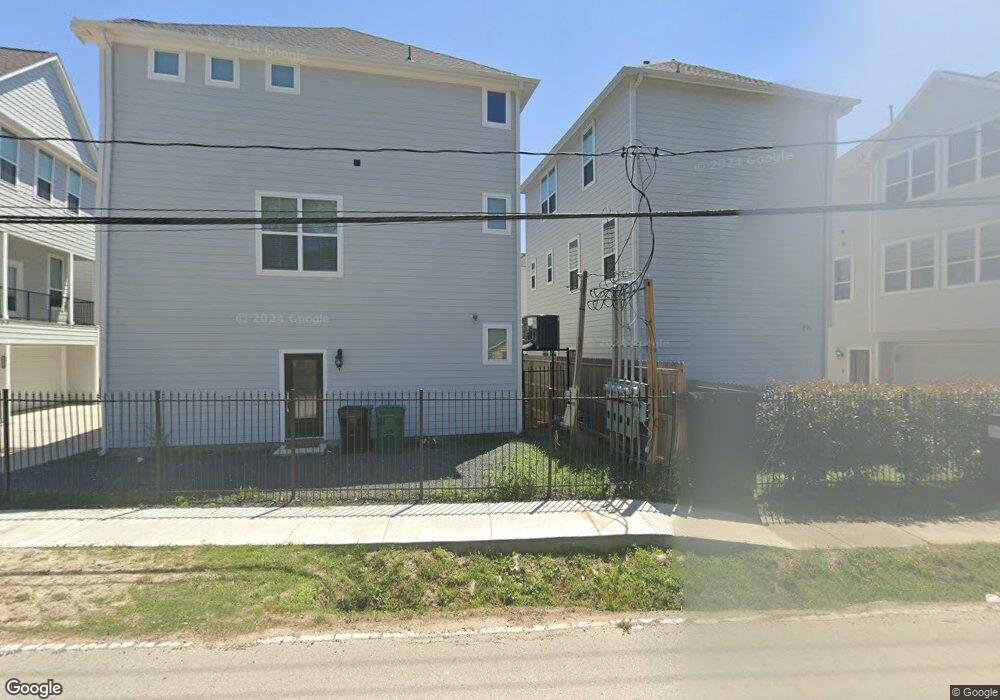 613 Link Rd, Houston, TX 77009 - photo 1