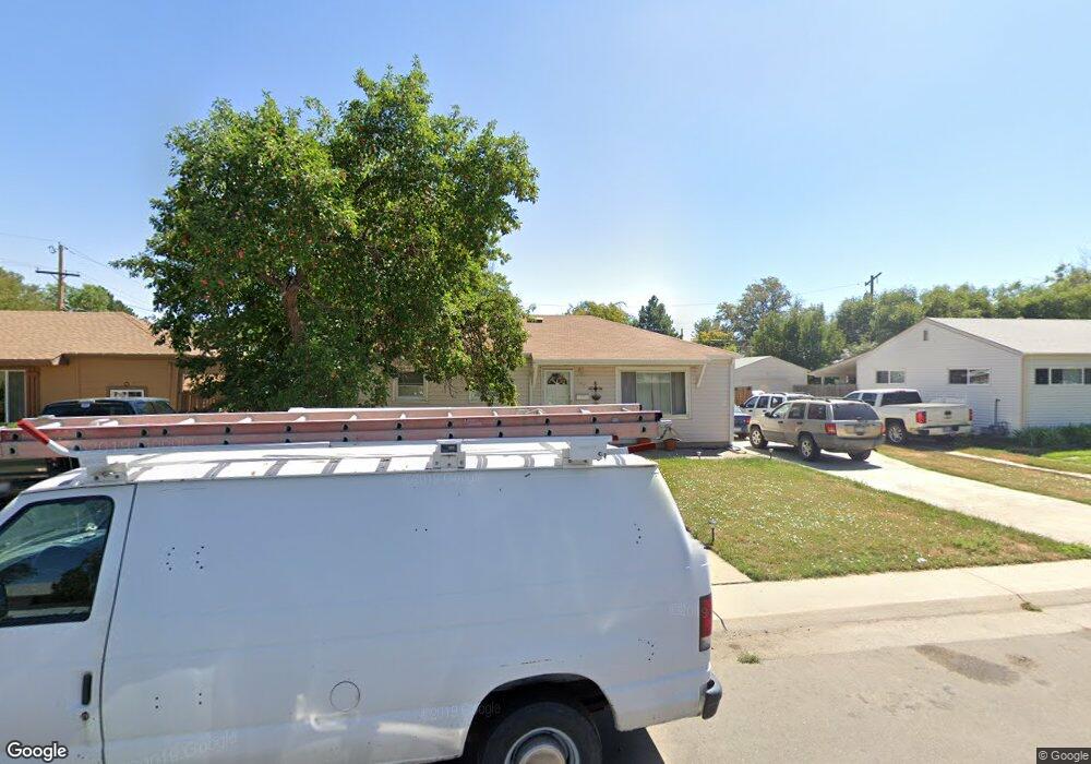 790 Iola St, Aurora, CO 80010 - photo 1