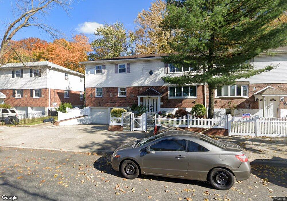13315 Hawtree St, Ozone Park, NY 11417 - photo 1