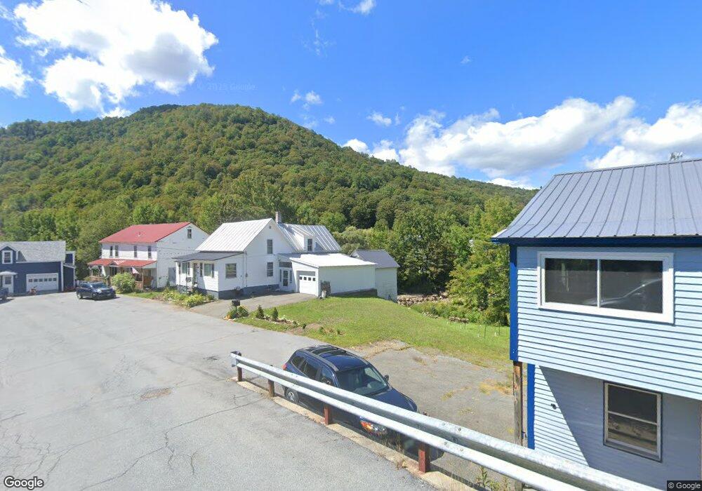 58 Canal Dr, Readsboro, VT 05350 - photo 1