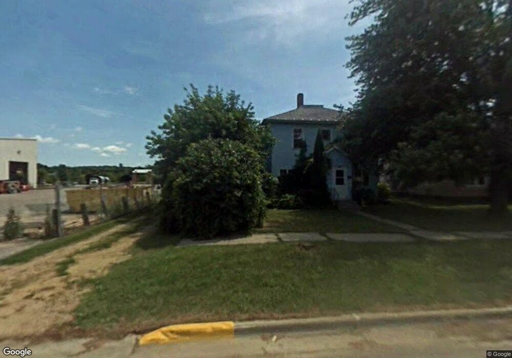 708 2nd Main St, Elroy, WI 53929 - photo 1