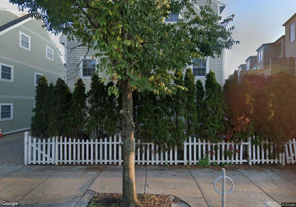 290 River St unit 1, Cambridge, MA 02139 - photo 1