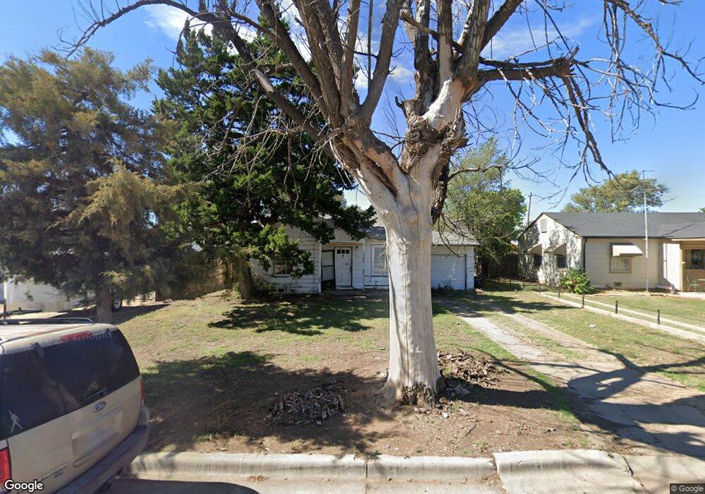 107 Spruce Ave, Dumas, TX 79029 - photo 1