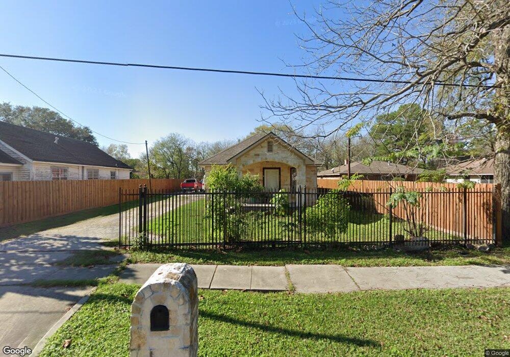 4009 Lavender St, Houston, TX 77026 - photo 1