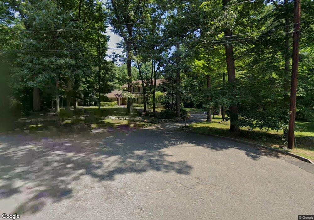 113 Deerhorn Ct, Upper Saddle River, NJ 07458 - photo 1