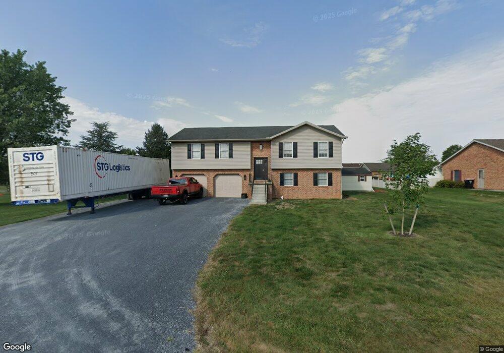 1237 Preston Ln, Greencastle, PA 17225 - photo 1