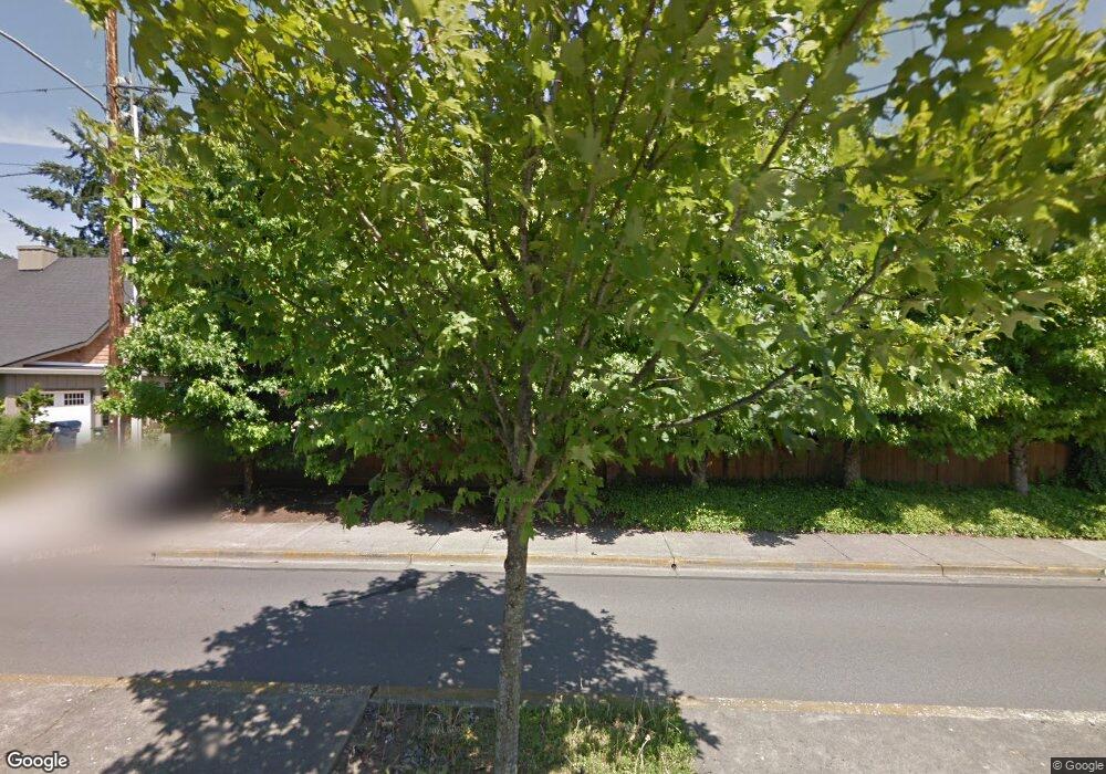 1445 Bogart Ln, Eugene, OR 97401 - photo 1