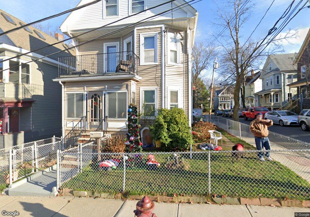 20 Conwell St, Somerville, MA 02143 - photo 1