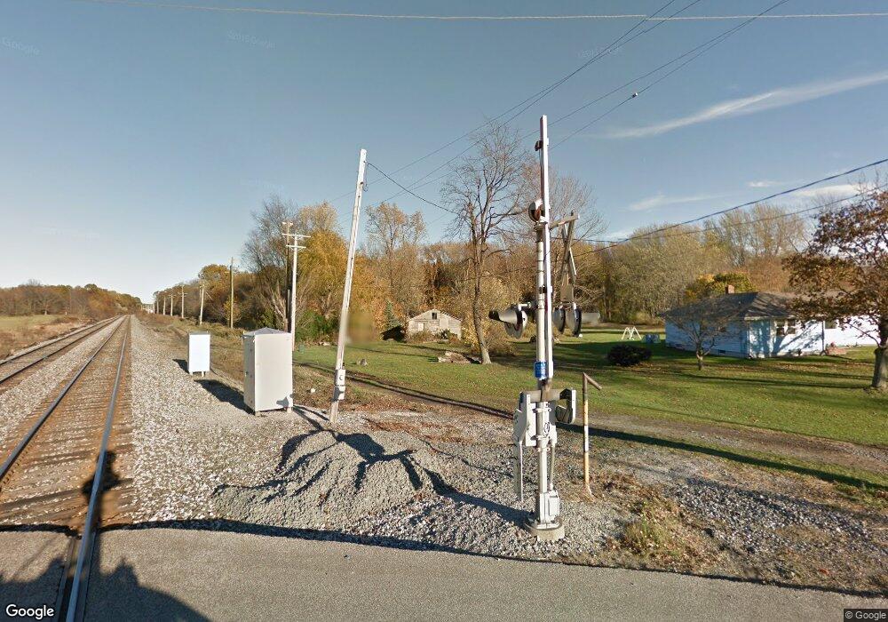 340 N Amboy Rd, Conneaut, OH 44030 - photo 1