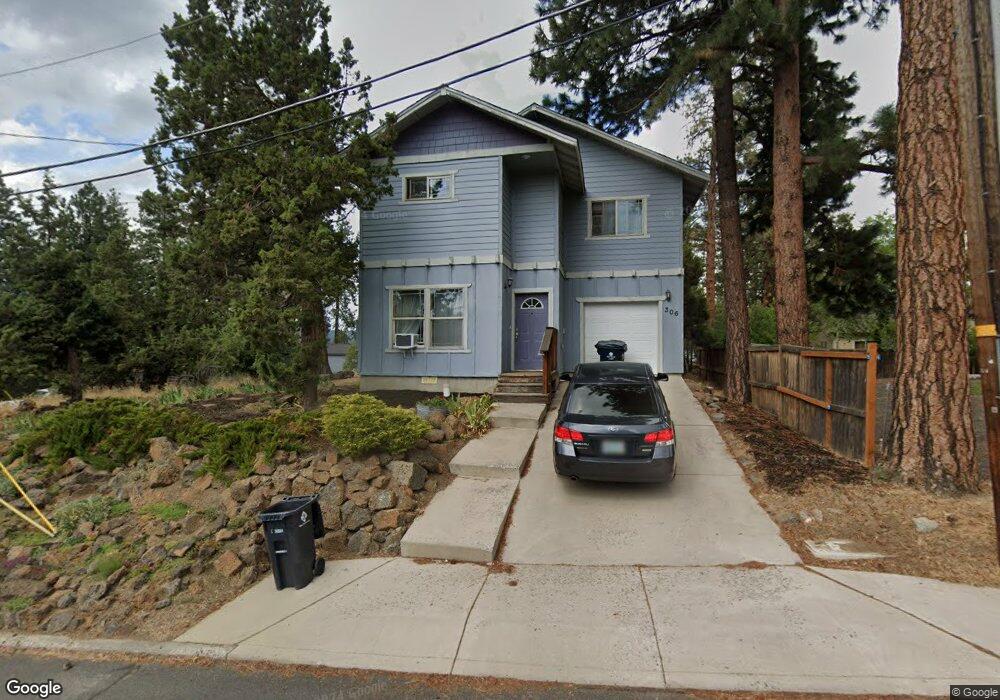 306 SW Mckinley Ave, Bend, OR 97702 - photo 1