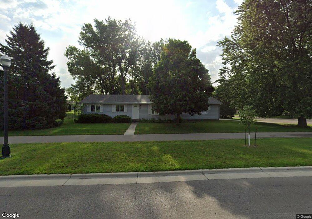 1704 Bridge Ave, Albert Lea, MN 56007 - photo 1