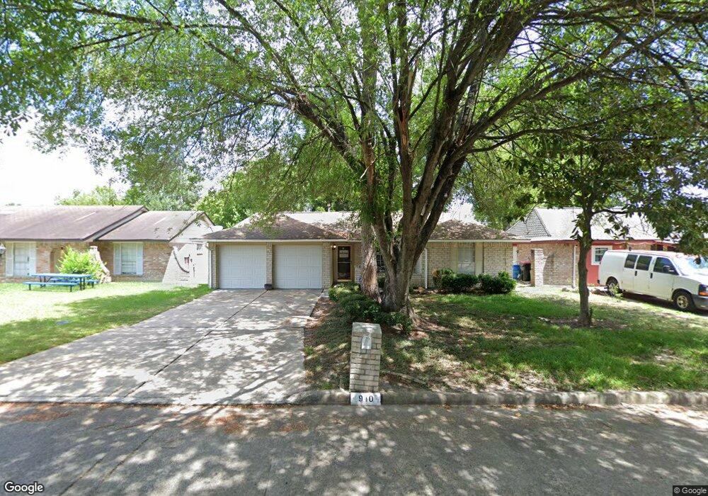 910 Pilot Point Dr, Houston, TX 77038 - photo 1