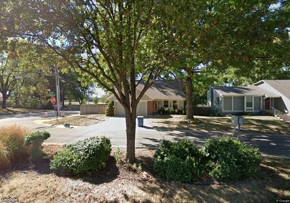 6664 Charles St, Shawnee, KS 66216 - photo 1