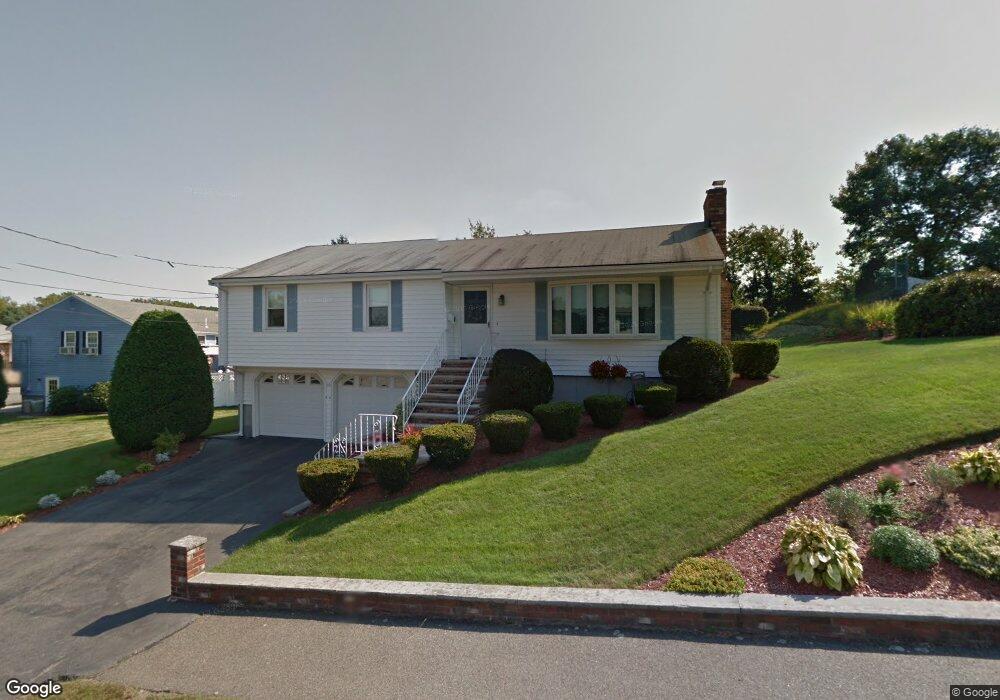 19 Jennifer Rd, Wakefield, MA 01880 - photo 1