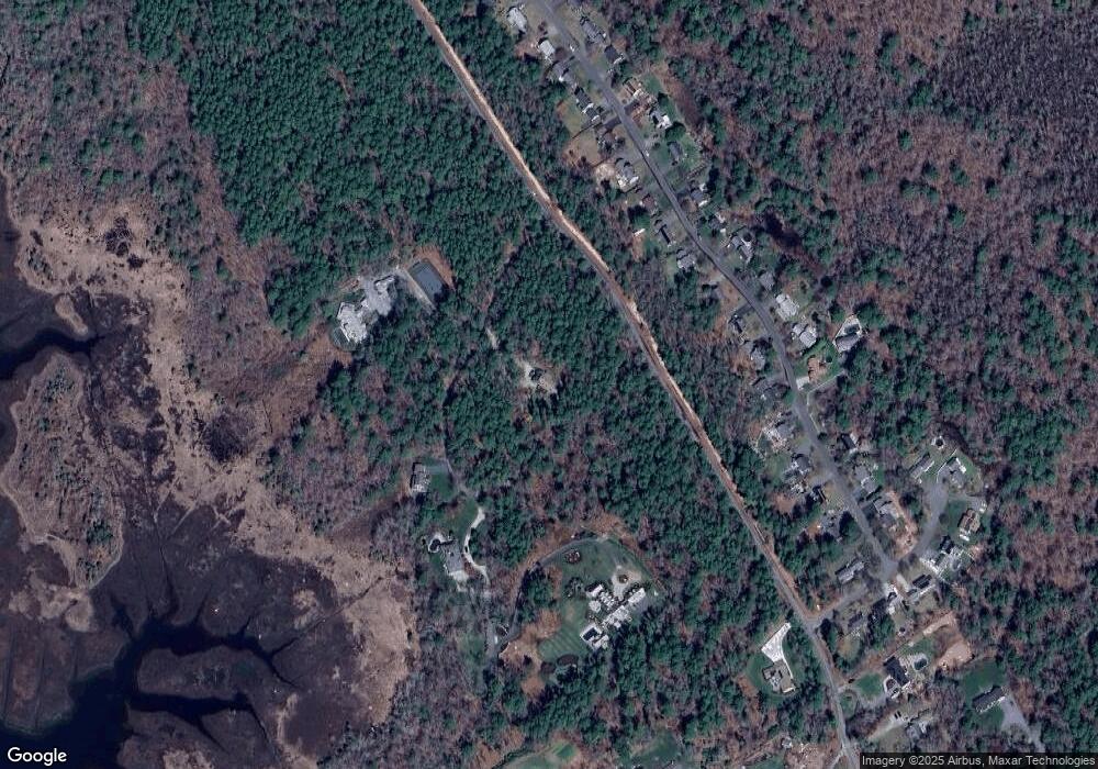 17 Hammetts Cove Rd, Marion, MA 02738 - photo 1