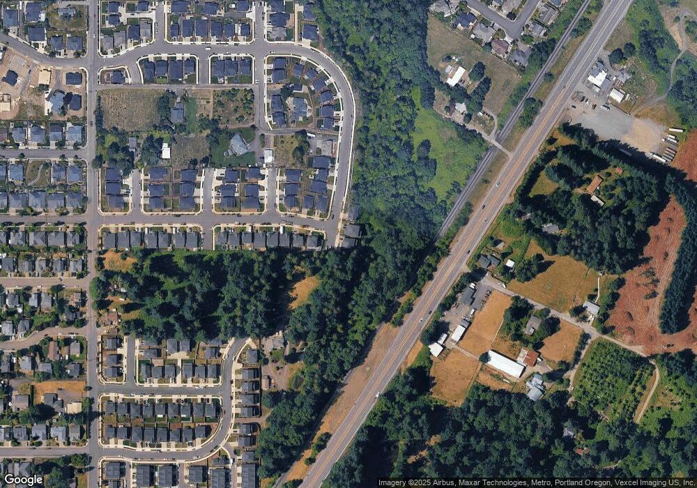 1502 N Sycamore St, Canby, OR 97013 - photo 1