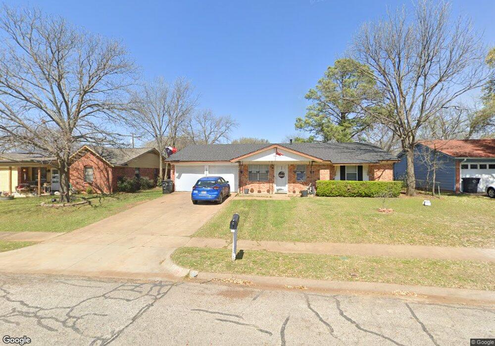 1312 Phillips St, Cleburne, TX 76033 - photo 1