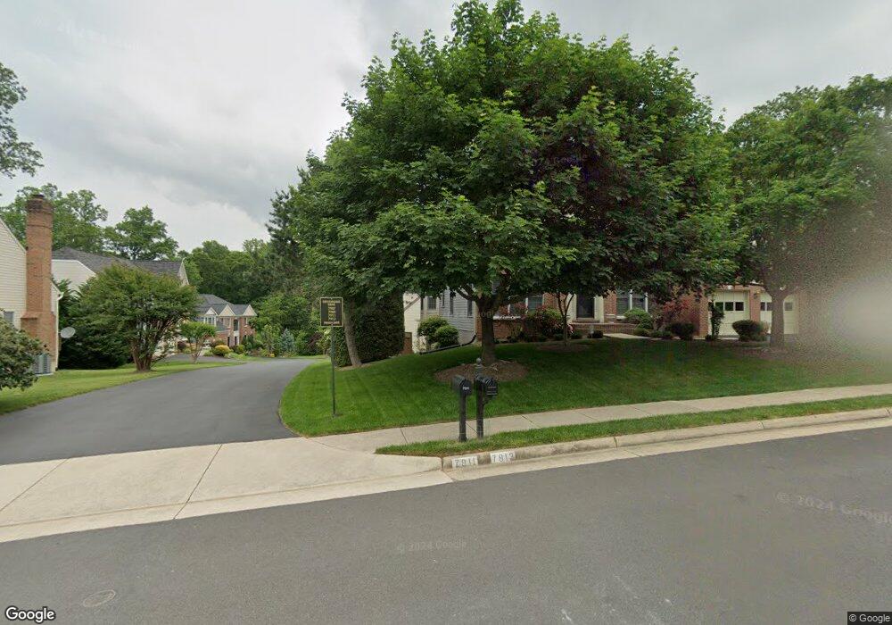 7913 Bressingham Dr, Fairfax Station, VA 22039 - photo 1